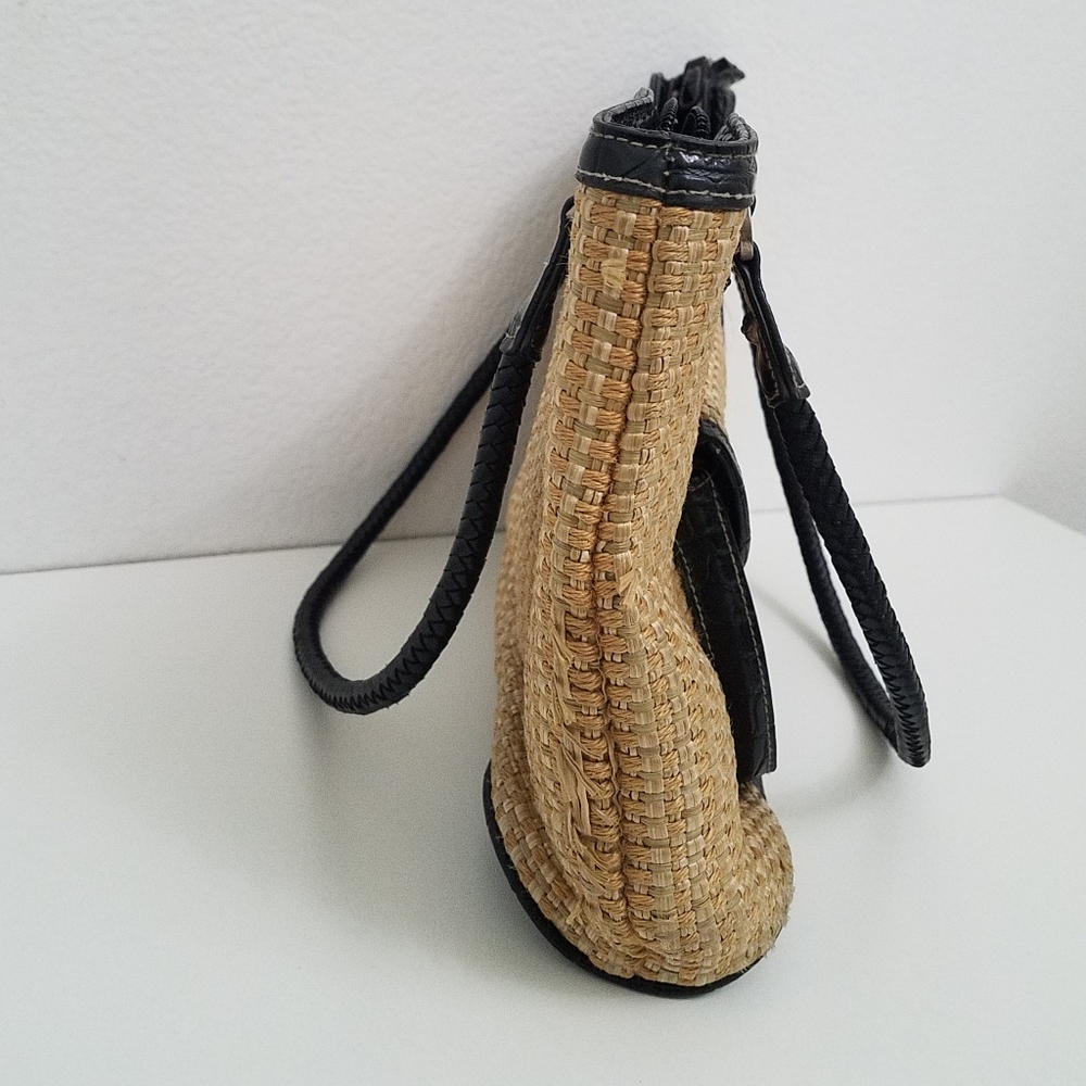 TODAY ONLY! $8 Straw/Crochet Tan and Black Handbag - Picture 6 of 14